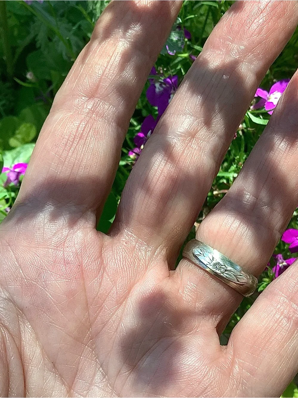 Sterling Forget-Me-Not Engraved Silver Ring , size 6